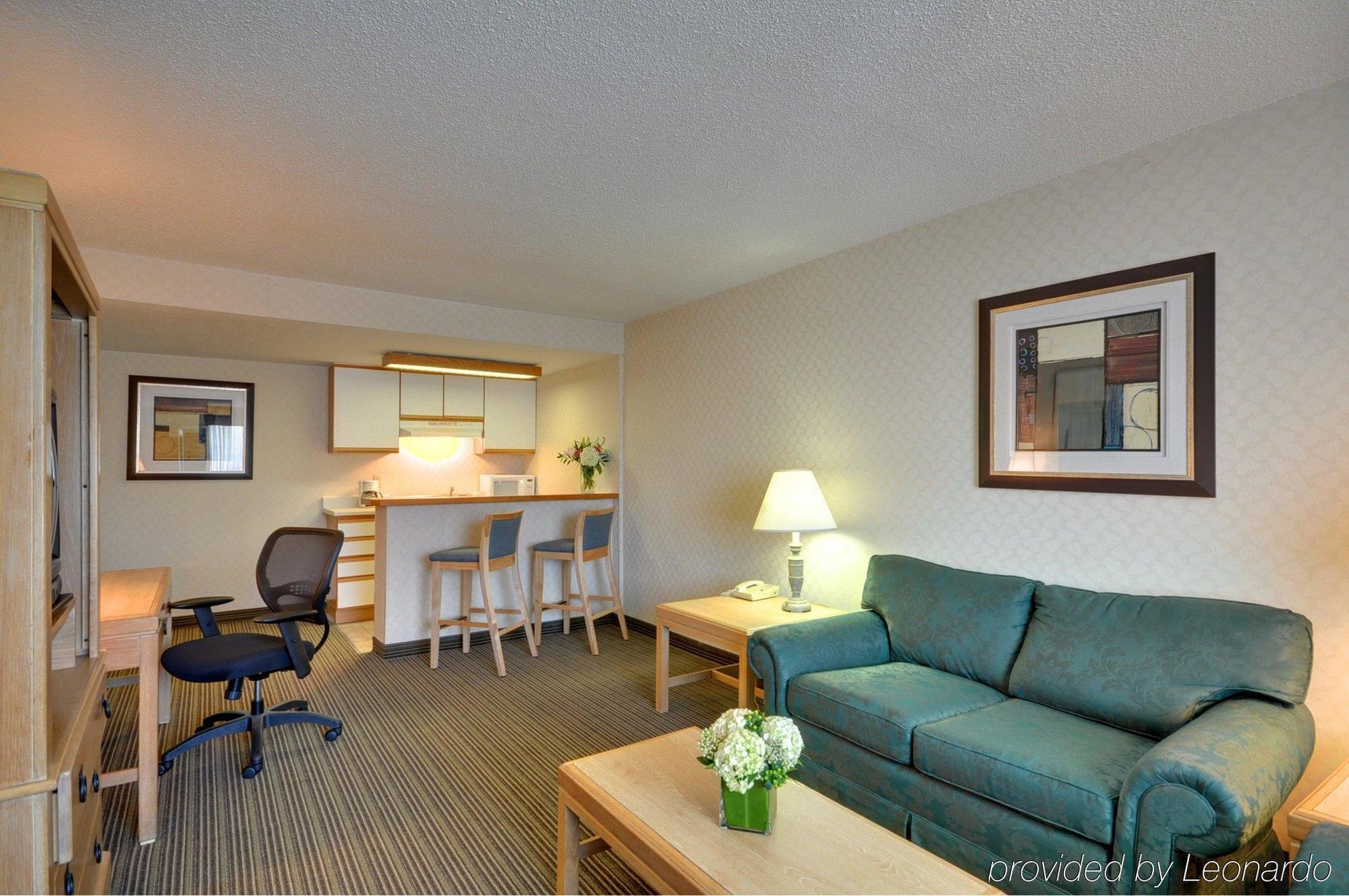 Red Roof Inn & Suites Dekalb Pokój zdjęcie