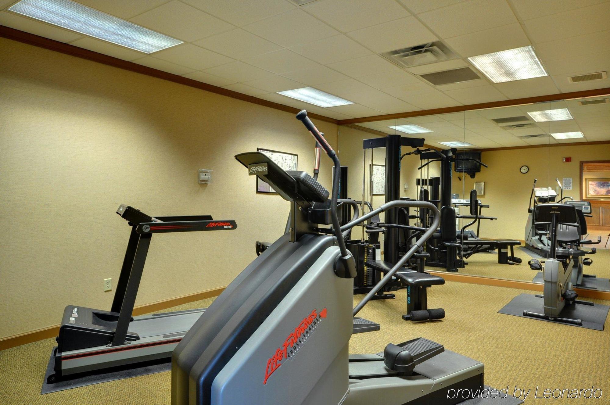 Red Roof Inn & Suites Dekalb Udogodnienia zdjęcie